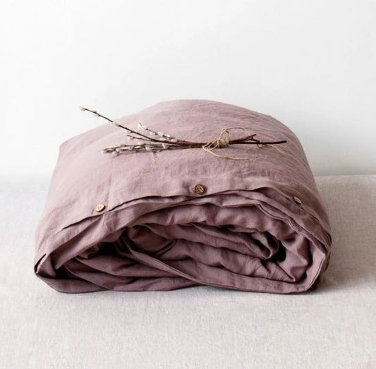 Hochwertiger Bettbezug aus 100% Leinen Ashes of Roses in skandinavischem Stil des litauischen Herstellers Linen Tales
