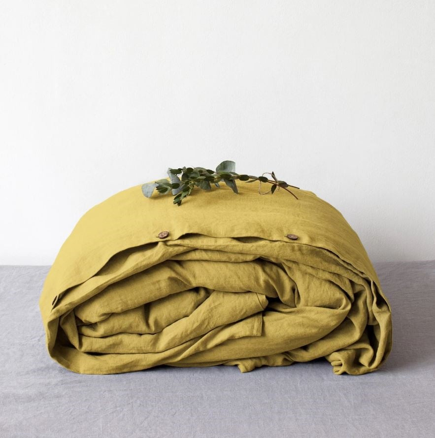 Hochwertiger Bettbezug aus 100% Leinen Lemon Curry in skandinavischem Stil des litauischen Herstellers Linen Tales