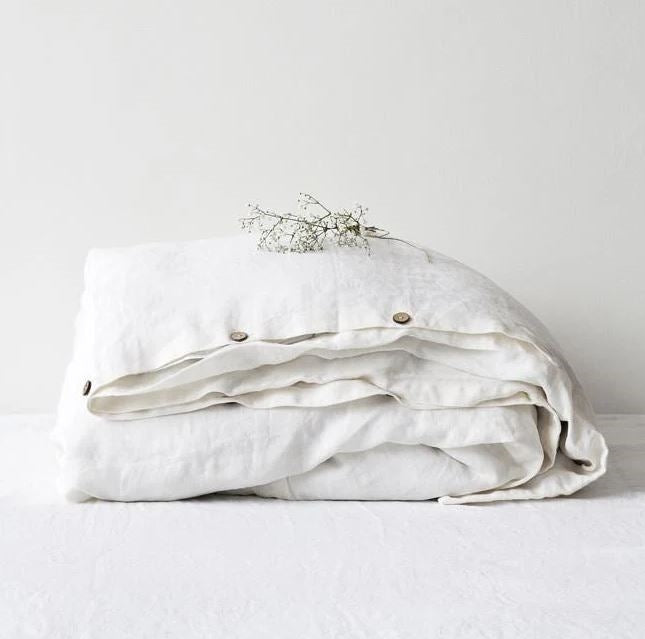 Hochwertiger Bettbezug aus 100% Leinen Weiß in skandinavischem Stil des litauischen Herstellers Linen Tales