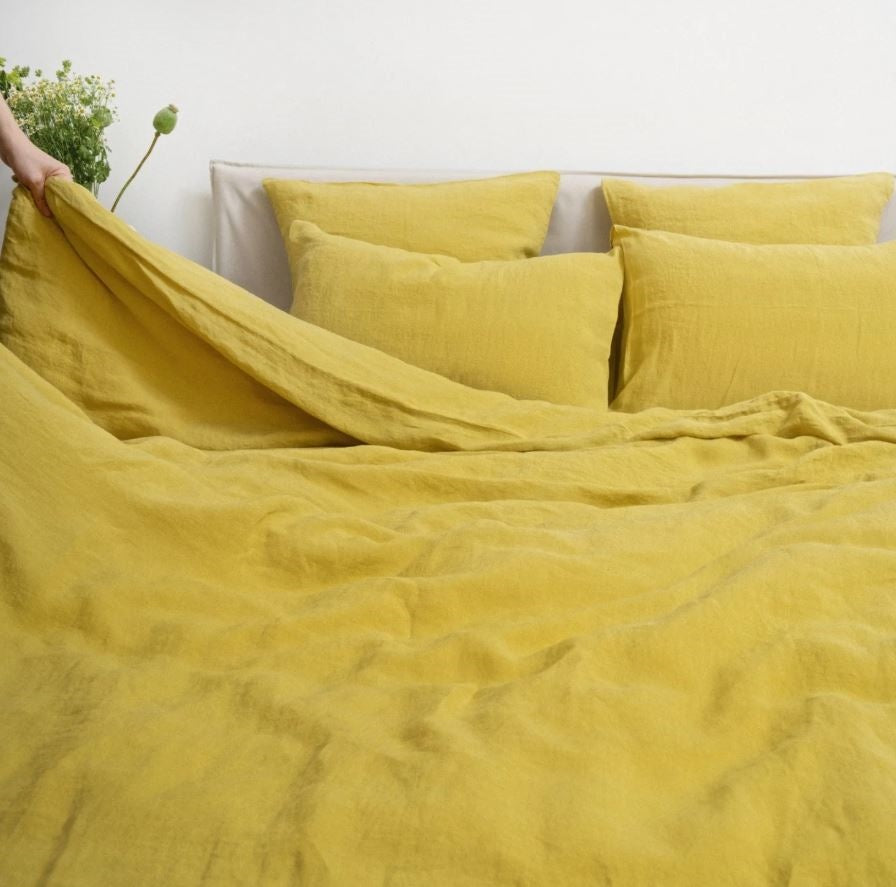 Gesund schlafen in hochwertiger Leinen-Bettwäsche Lemon Curry in skandinavischen Stil des litauischen Herstellers Linen Tales