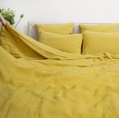 Gesund schlafen in hochwertiger Leinen-Bettwäsche Lemon Curry in skandinavischen Stil des litauischen Herstellers Linen Tales