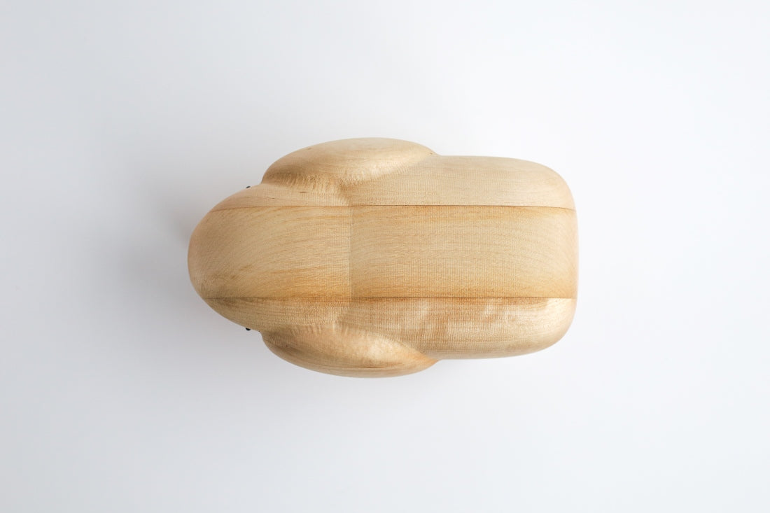 Holzfigur ELEFANT aus hellem Hartholz Holzfigur ELEFANT aus hellem Hartholz aus der "I Piccolini"-Kollektion von oben aufgenommen. Hersteller: Emko (Vilnius)