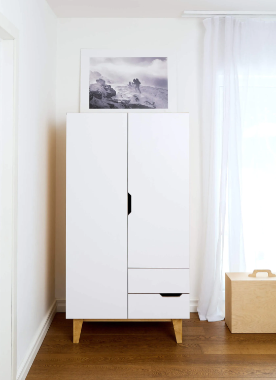 Schrank HUH 2 Türen des estnischen Herstellers Radis