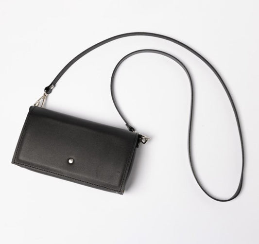 Handtasche KORA aus Leder mit Trageriemen, Hersteller: Pykok