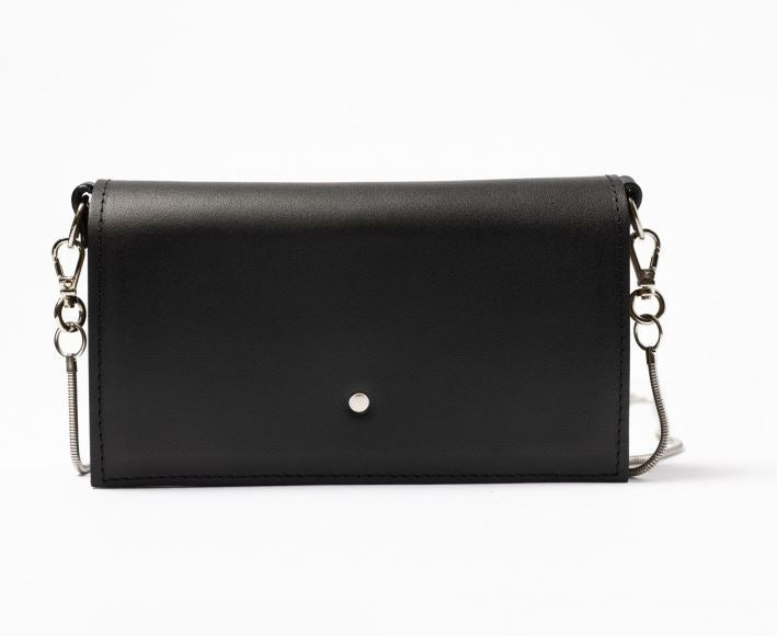 Frontalansicht von Handtasche KORA aus Leder mit Trageriemen, Hersteller: Pykok
