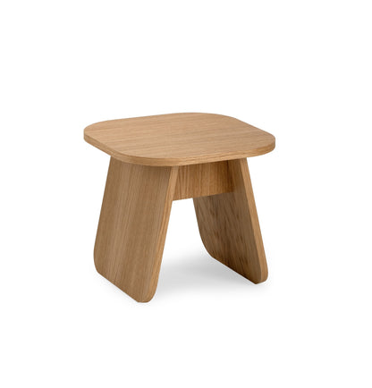 Beistelltisch MOMOKO: Klein/eckig Eichenfurnier im skandinavischem Design, japanisch inspiriert vom litauischen Hersteller Emko