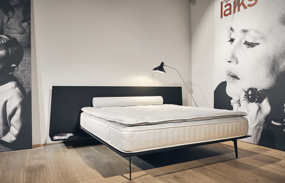 Designer-Doppelbett Moretta des lettischen Möbelherstellers Mint Furniture