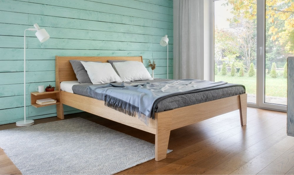 Bett skandinavisch: Bett HUH des estnischen Herstellers Radis