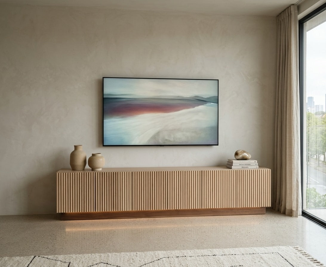 TV-Sideboard RIFF 218 cm in heller Eiche des Herstellers Radis in einem modernen Wohnzimmer