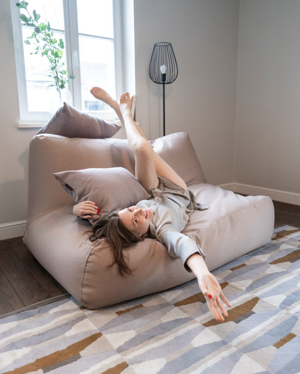 Sitsack Sofa Tube 160 des litauischen Herstellers Slowdown