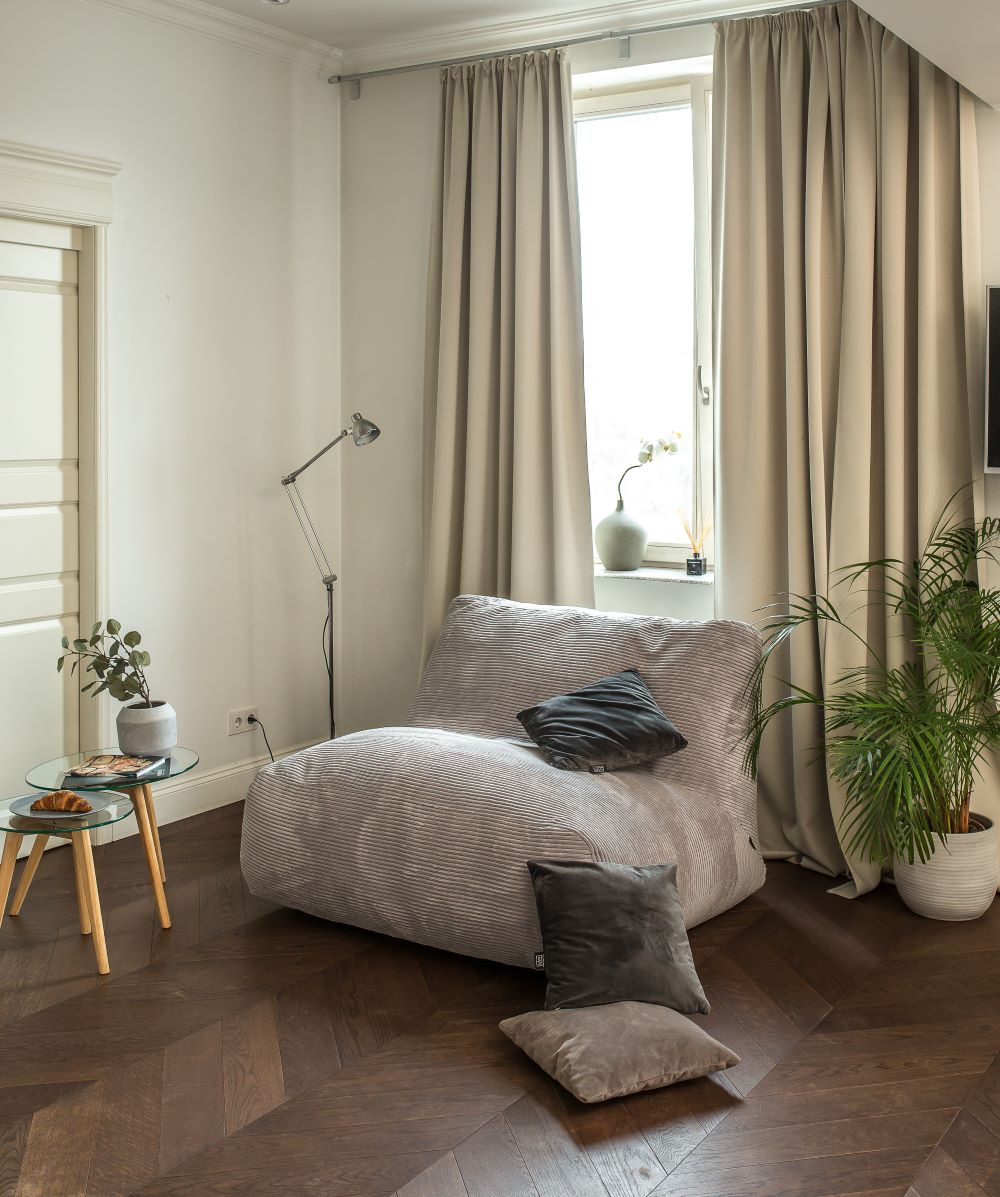Sitzsack XXL des litauischen Herstellers Slowdown: Das Modell Tube 160