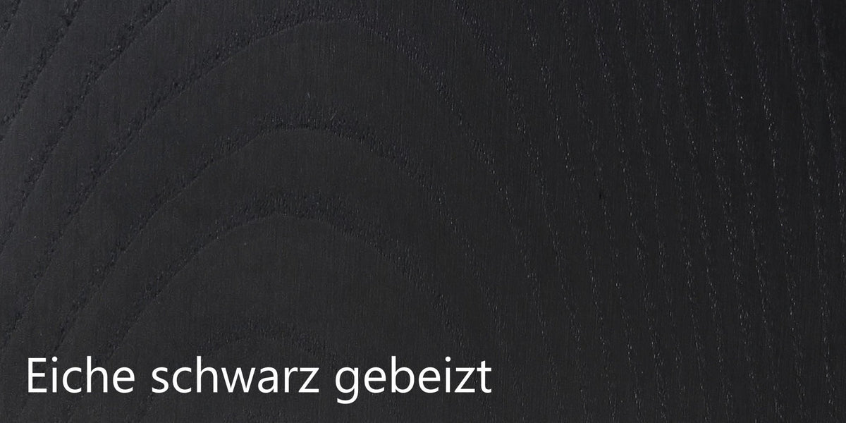 Produktmuster Holz Eiche schwarz gebeizt für Massivholzmöbel des lettischen Herstellers Mint Furniture