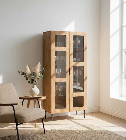 Esszimmer-Vitrine NOBLE groß des estnischen Herstellers Radis
