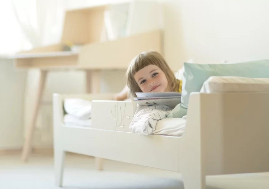 Juniorbett LIENE - noor disain