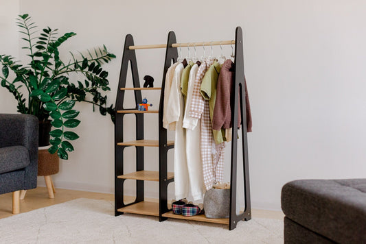 Kinder - Garderobe mit Regalen - noor disain