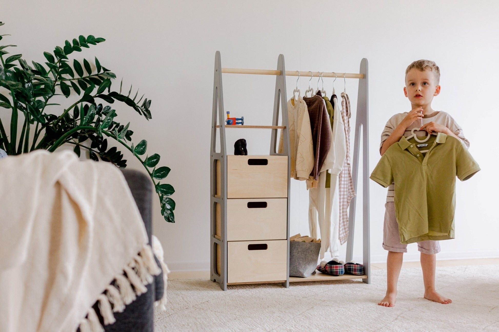 kindergarderobe mit aufbewahrung Kindergarderobe mit Schubladen fürs Kinderzimmer
