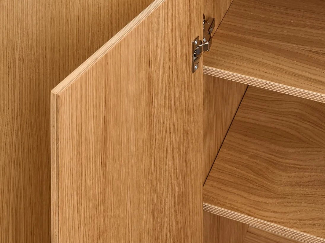 Detailansicht geöffnete Schubladen von Kleiderschrank NOBLE