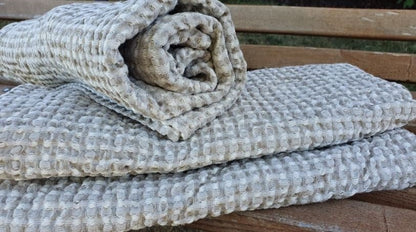 Saunahandtuch 70x140 cm grau-weiß aus Halbleinen von Namu Tekstile 