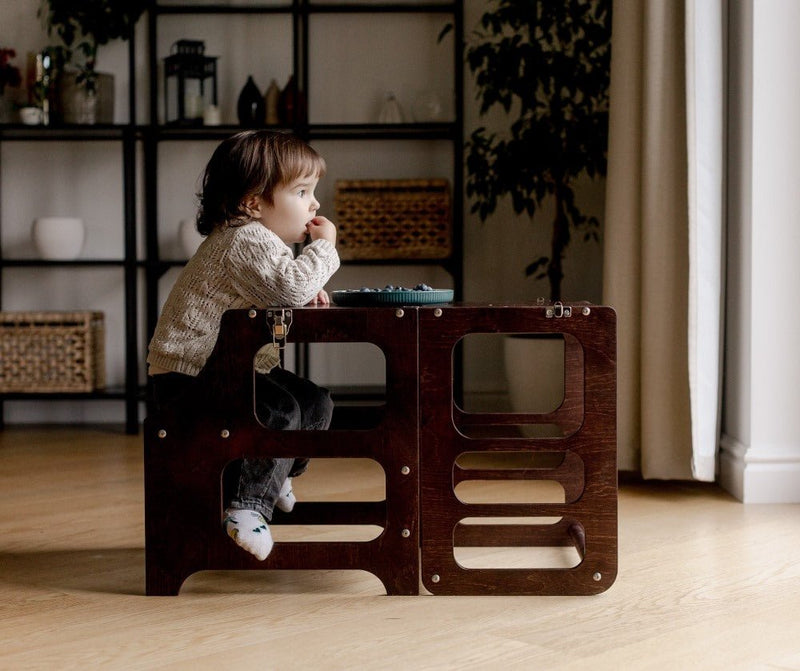 Lernturm multifunktional in Retro-Edition vom lettischen Herstellers Duck Woodworks