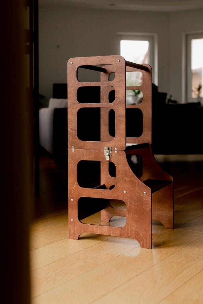 Lernturm multifunktional in Retro-Edition vom lettischen Herstellers Duck Woodworks