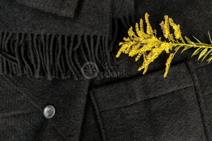 Poncho aus Wolle mit Kapuze - noor disain