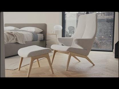 Video zum Sessel und Fußhocker VOOG des estnischen Möbelherstellers Oot-Oot