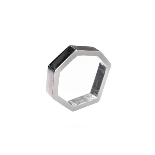 Ring Plico aus Edelstahl des estnischen Schmuckdesignlabel Lentsius 