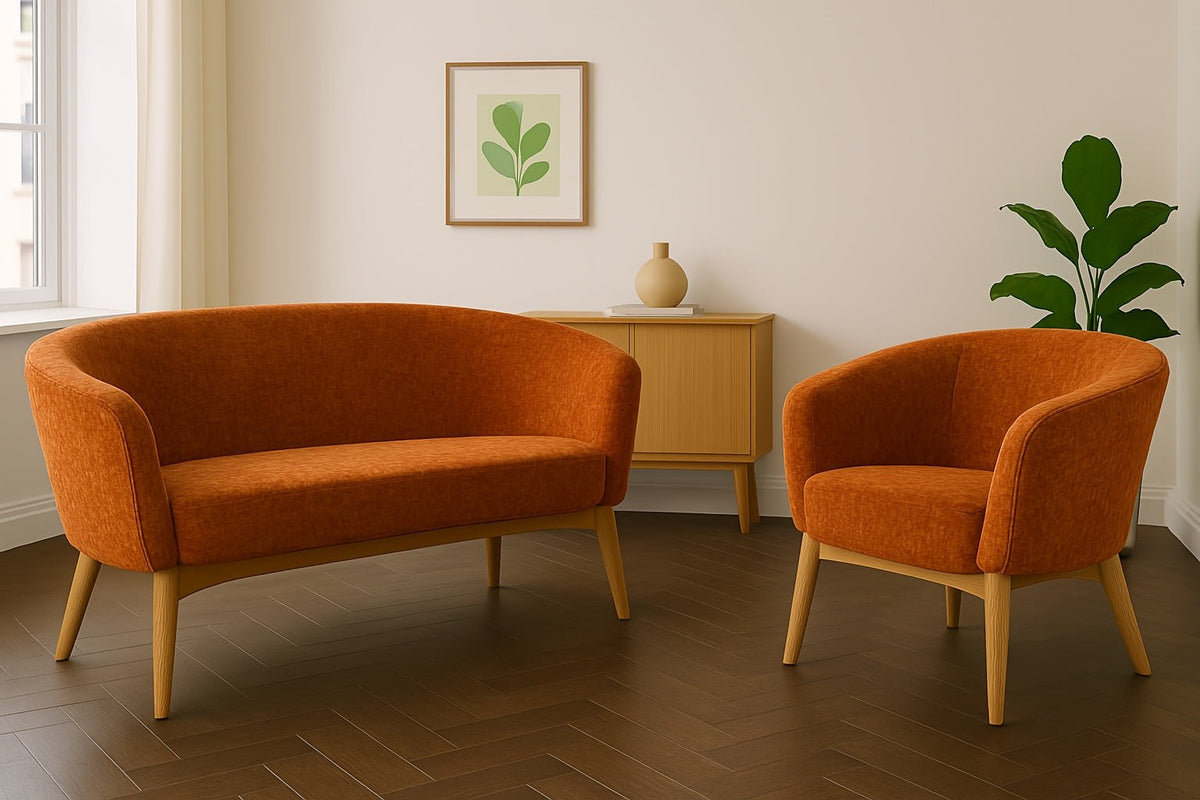 Sitzgruppe in skandinavischem Design: Sessel und Sofa CURVE  in dänischem Design des estnischen Herstellers Tarmeko