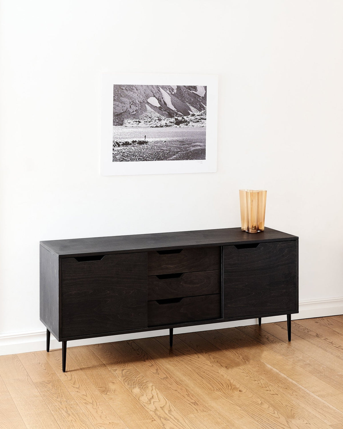 Sideboard NOBLE niedrig - noor disain