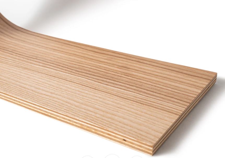 Toilettenpapierhalter U-Form des lettischen Herstellers Ewart Woods