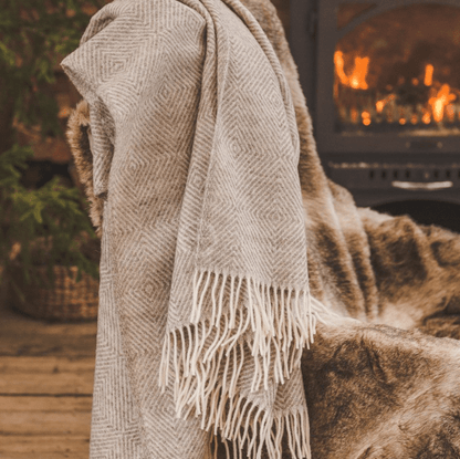 Wolldecke ZARASAI - noor disain